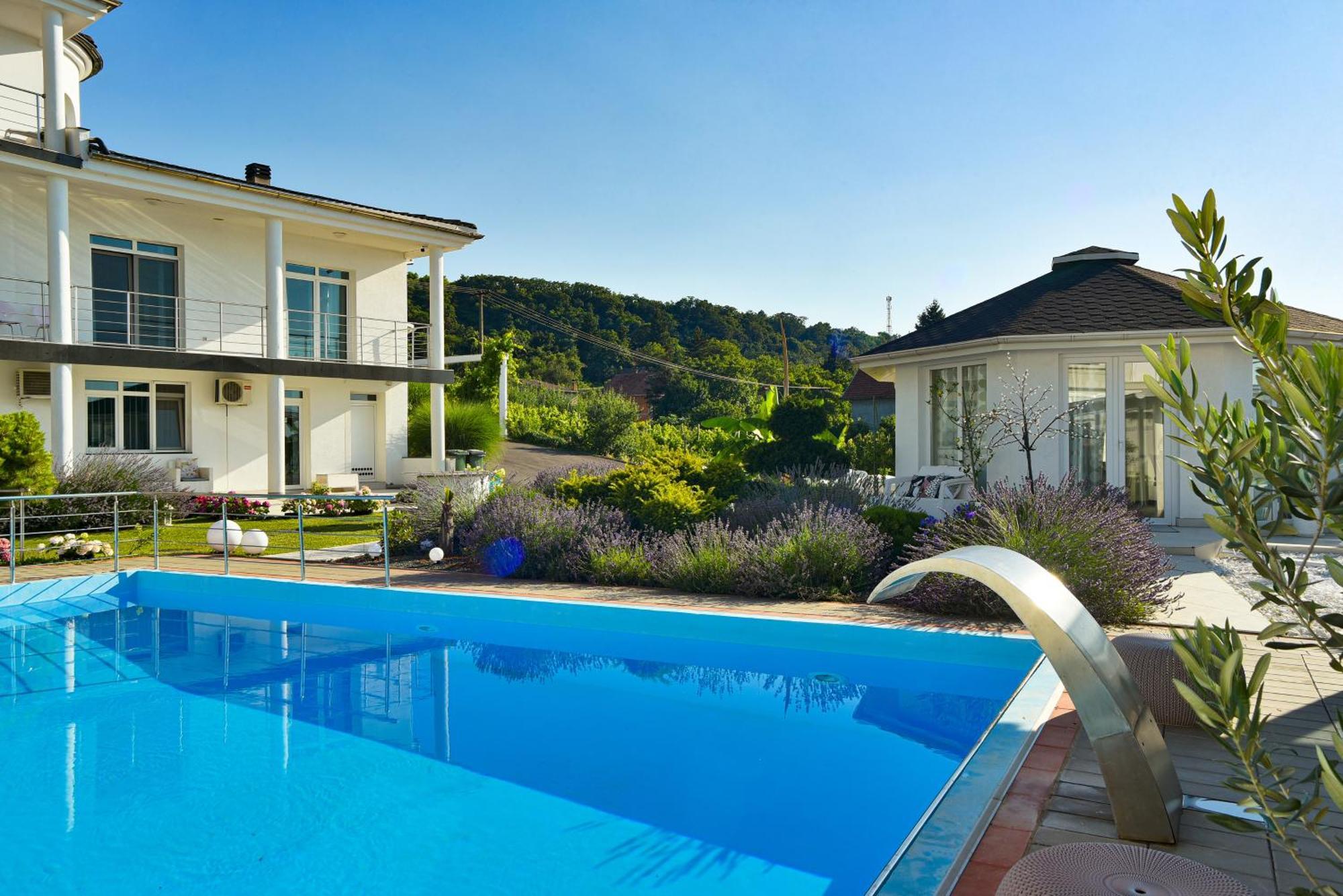 Apartments Villa Graf Smederevo Exteriér fotografie