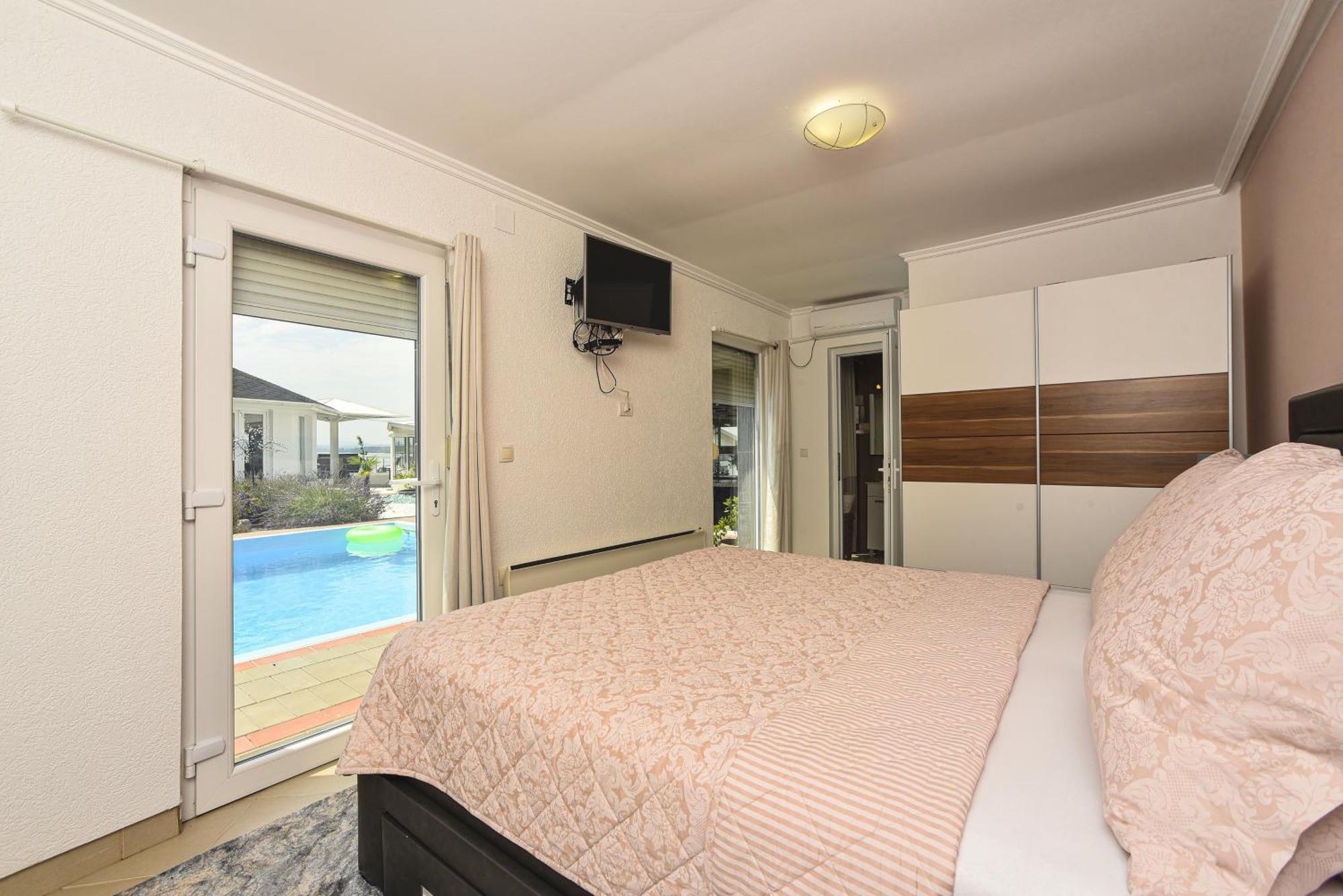 Apartments Villa Graf Smederevo Exteriér fotografie